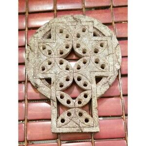 Vintage Gray Distressed Stone-Look Celtic Cross with Geometric Pattern 7.25"x6"